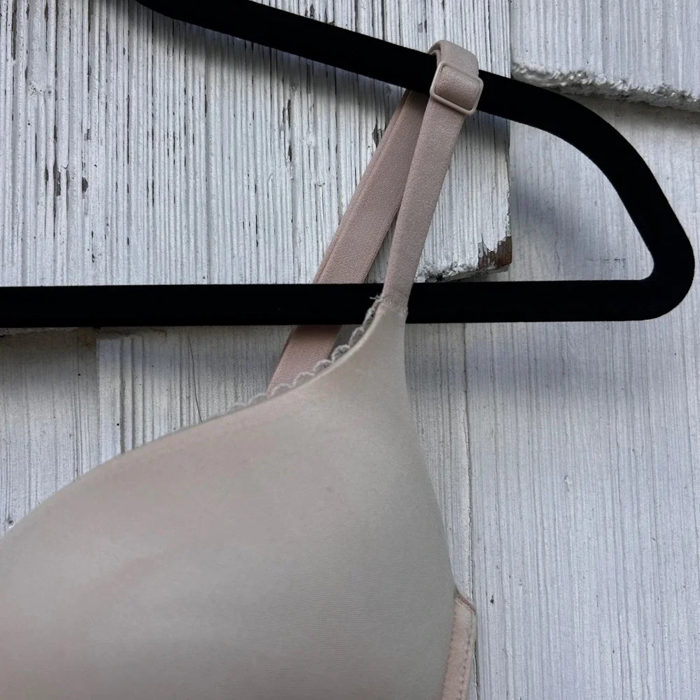 Body by Victoria‎ Perfect Shape Bra 34DD Nude Underwire Full Cup